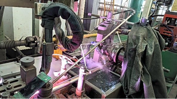 不銹鋼焊管在機械設備的優(yōu)勢