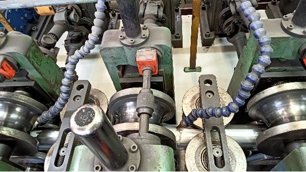 不銹鋼焊管與無縫管價格差異之謎！